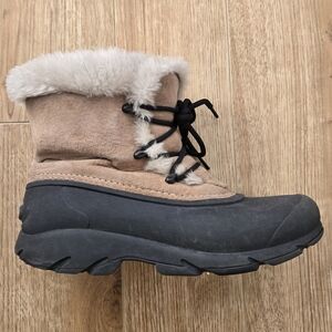 SOREL Women's Suede and Faux Fur lined Winter Boots with Vulcanized Sole Size 8